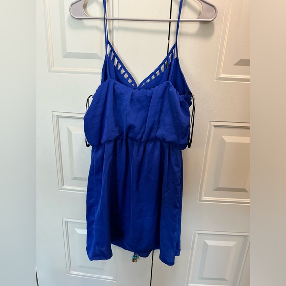 Beautiful shorts jumper - Picture 2 of 2